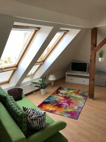 Liebevoll Eingerichtete Ferienwohnung Im Dg Zwenkau Buitenkant foto
